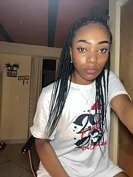 Snapshot of bhritany_brow chatting on January 30, 12:39 am bhritany brow online show from January 30, 12:39 am