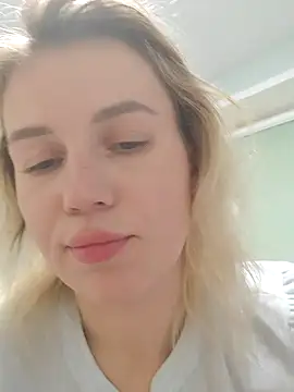 Linda Gregory online show from January 19, 9:45 pm