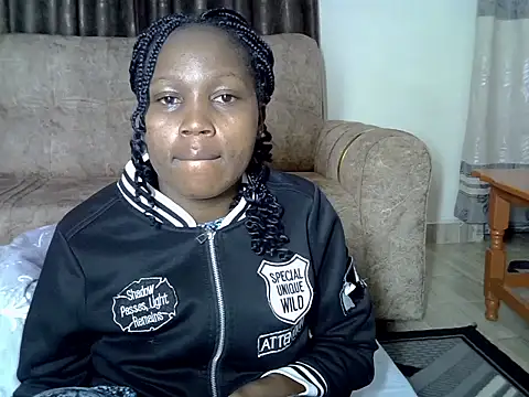 AurelAda online show from November 18, 11:15 pm