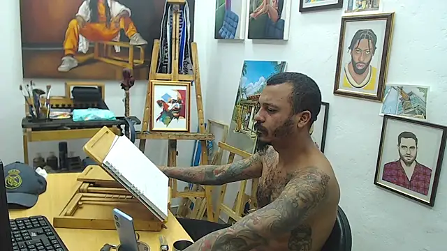 Snapshot of color_beat17 chatting on December 4, 10:08 pm color beat17 online show from December 4, 10:08 pm