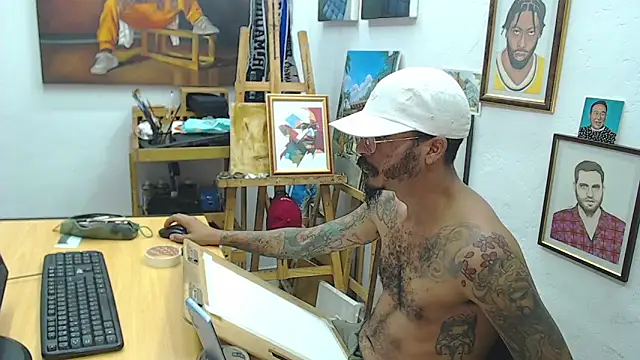 Snapshot of color_beat17 chatting on December 12, 4:21 pm color beat17 online show from December 12, 4:21 pm