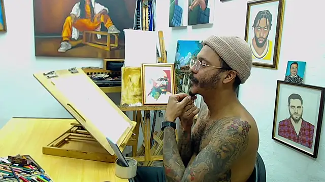 Snapshot of color_beat17 chatting on December 16, 1:32 pm color beat17 online show from December 16, 1:32 pm