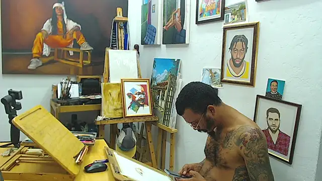 Snapshot of color_beat17 chatting on December 23, 10:01 pm color beat17 online show from December 23, 10:01 pm