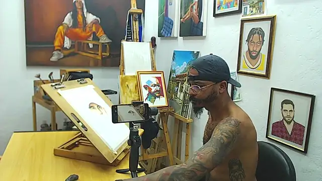 Snapshot of color_beat17 chatting on January 12, 9:19 pm color beat17 online show from January 12, 9:19 pm