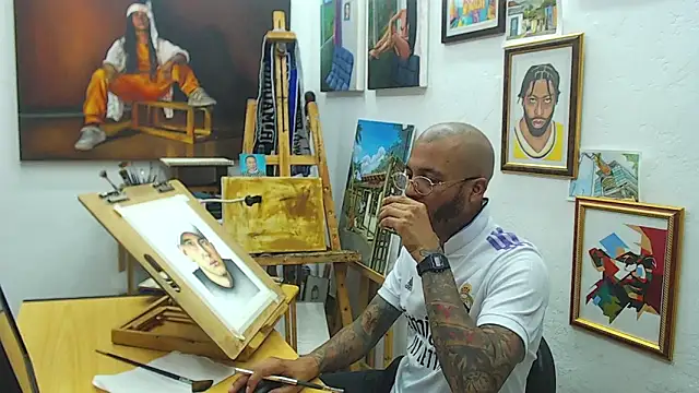 Snapshot of color_beat17 chatting on February 15, 8:01 pm color beat17 online show from February 15, 8:01 pm