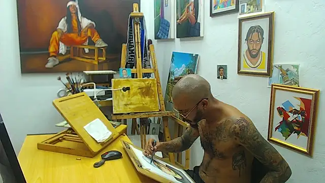 Snapshot of color_beat17 chatting on February 16, 10:32 pm color beat17 online show from February 16, 10:32 pm