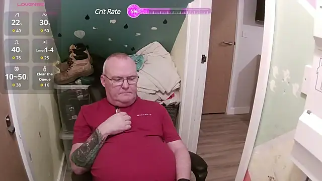 Snapshot of FriendlyDave chatting on January 17, 9:39 pm FriendlyDave online show from January 17, 9:39 pm