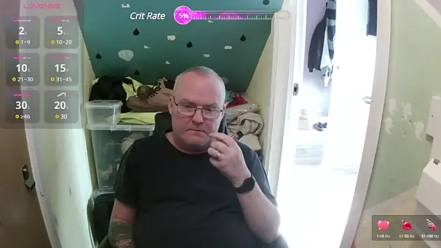 Snapshot of FriendlyDave chatting on January 27, 12:48 pm FriendlyDave online show from January 27, 12:48 pm