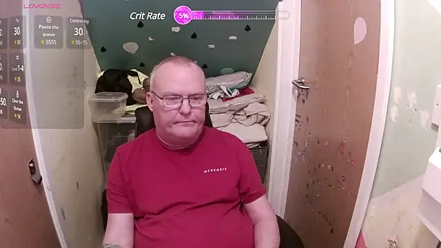 Snapshot of FriendlyDave chatting on January 30, 2:36 pm FriendlyDave online show from January 30, 2:36 pm