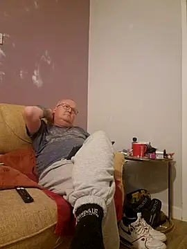 Snapshot of FriendlyDave chatting on March 10, 10:02 pm FriendlyDave online show from March 10, 10:02 pm