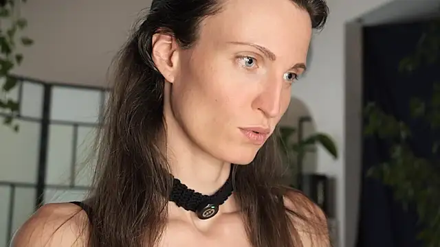 yulladao online show from October 12, 5:12 pm