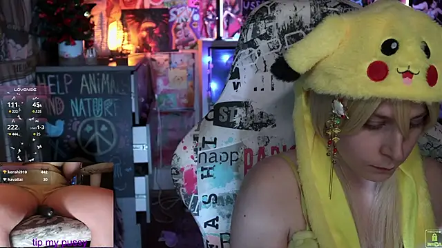 ShiroiFubuki online show from March 4, 7:01 pm