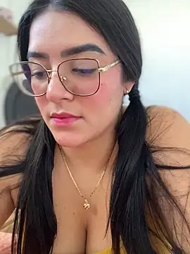 Lia flowers online show from January 26, 8:56 pm