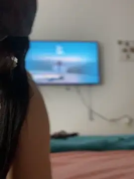 Lia flowers online show from January 27, 12:01 am