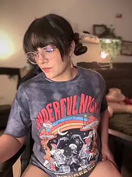 Lia flowers online show from September 27, 12:48 am