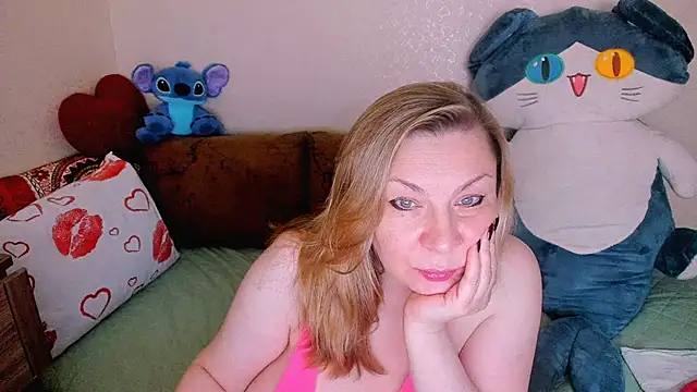 KerryBlareX online show from October 25, 2:02 pm