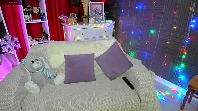 Snapshot of Queen_baby chatting on December 31, 2:40 am Queen baby online show from December 31, 2:40 am