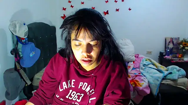 AmaraRoberts420 online show from September 21, 10:33 pm