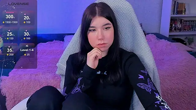 kellyharris online show from December 8, 4:39 pm