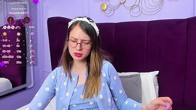 AmbeerWood  online show from March 12, 2:45 pm