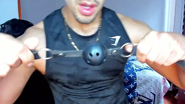 Snapshot of Tommy_Bred chatting on September 9, 6:07 pm Tommy Bred online show from September 9, 6:07 pm