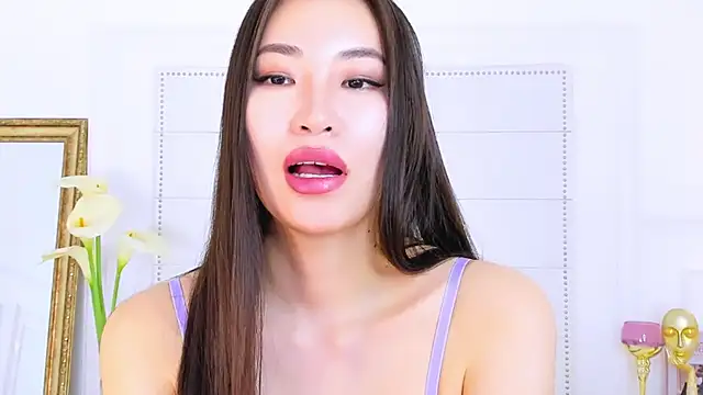 NaomiYuu online show from March 2, 5:23 am