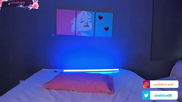 ariel35 online show from January 13, 10:03 pm