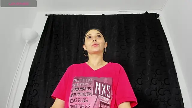 Snapshot of ice_grace chatting on February 8, 2:58 am ice grace online show from February 8, 2:58 am