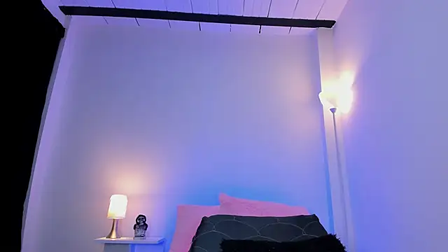 Snapshot of ice_grace chatting on October 21, 10:05 am ice grace online show from October 21, 10:05 am