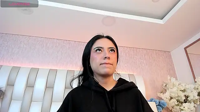 Rebeca jones online show from March 4, 1:06 pm