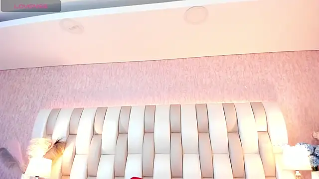 Rebeca jones online show from March 6, 1:14 pm