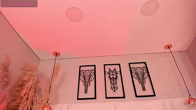 Rebeca jones online show from September 19, 12:06 pm