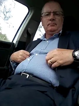 stiffandlubedxh online show from January 6, 2:26 am