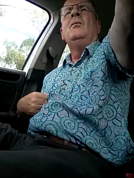 stiffandlubedxh online show from January 10, 2:35 am