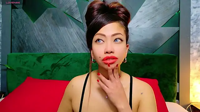 ElyaQuinn online show from January 11, 3:09 pm