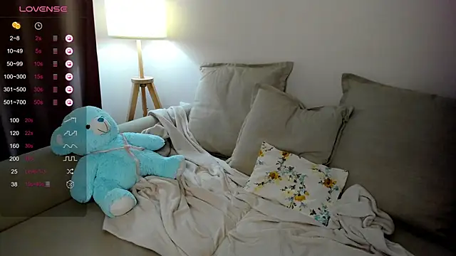 DannaEvan online show from December 21, 4:09 am