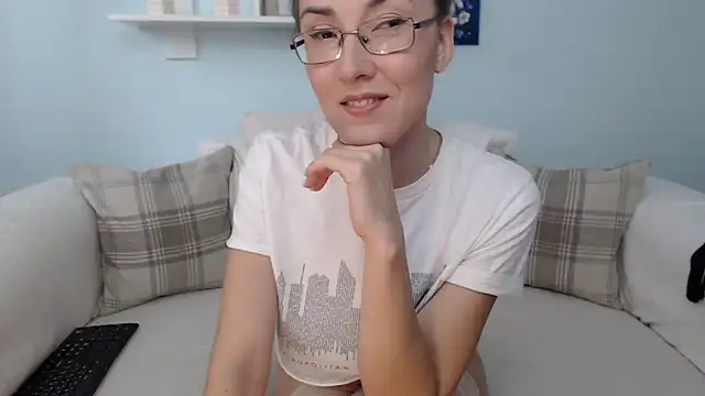 Snapshot of Sofi_so chatting on October 23, 7:40 am Sofi so online show from October 23, 7:40 am