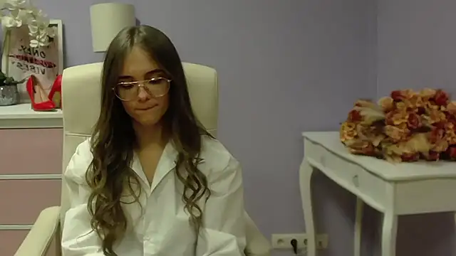 dirtyxEmily online show from December 19, 1:51 pm