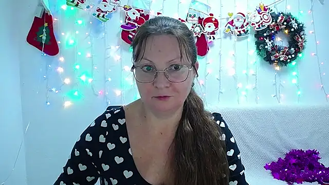 VanessaHotts online show from January 11, 12:07 pm