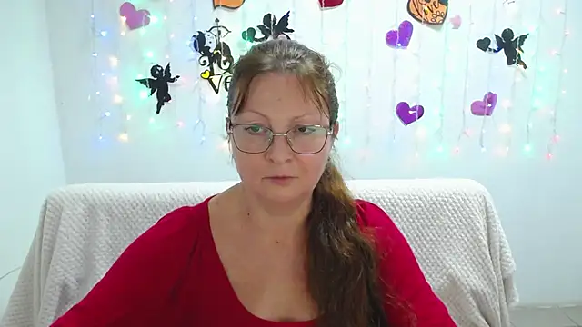 VanessaHotts online show from March 12, 3:29 pm