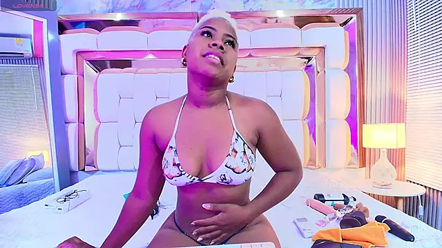 naughty ebonyy online show from January 4, 3:07 am