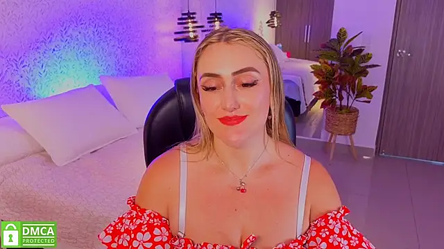 Snapshot of ELA_PS chatting on October 2, 12:12 pm ELA PS online show from October 2, 12:12 pm