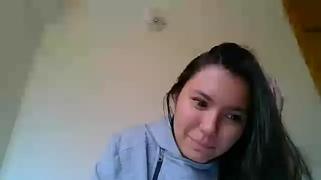  andygirl online show from December 15, 6:37 pm