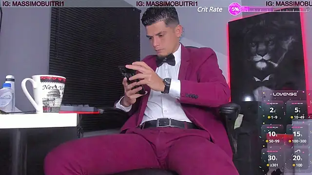 Snapshot of massimo_g chatting on January 23, 1:30 am massimo g online show from January 23, 1:30 am