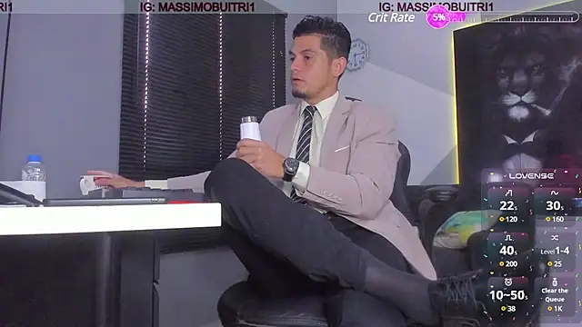 Snapshot of massimo_g chatting on February 25, 2:00 pm massimo g online show from February 25, 2:00 pm