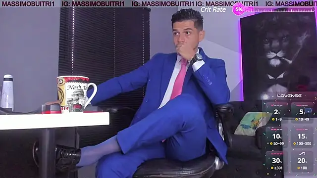 Snapshot of massimo_g chatting on March 7, 2:01 pm massimo g online show from March 7, 2:01 pm