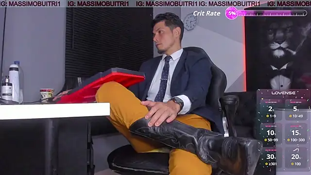 Snapshot of massimo_g chatting on October 17, 1:53 am massimo g online show from October 17, 1:53 am