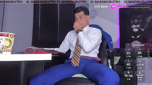 Snapshot of massimo_g chatting on October 28, 6:32 pm massimo g online show from October 28, 6:32 pm