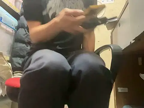 wSilEliaXm online show from February 3, 7:40 am