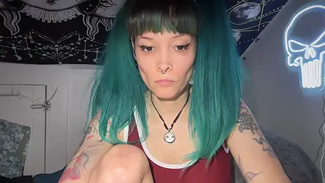 Snapshot of FRRANNKIE chatting on December 21, 7:27 pm FRRANNKIE online show from December 21, 7:27 pm